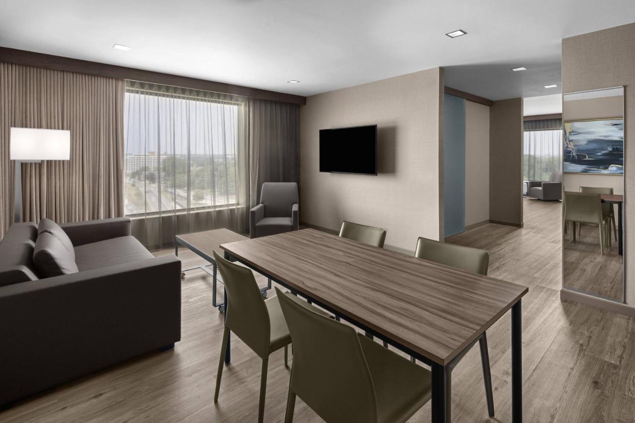 Ac Hotel By Marriott Columbus Downtown エクステリア 写真