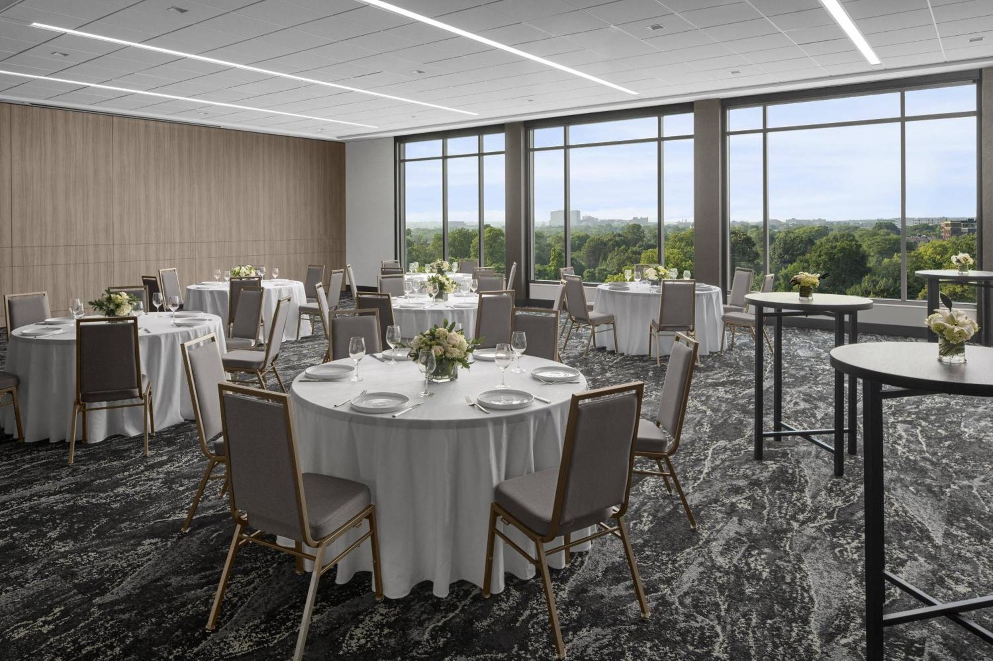 Ac Hotel By Marriott Columbus Downtown エクステリア 写真