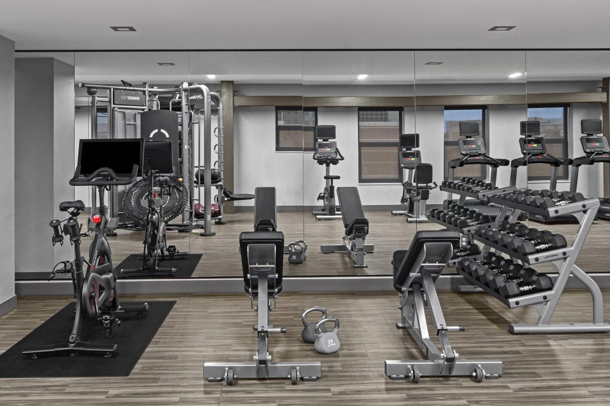 Ac Hotel By Marriott Columbus Downtown エクステリア 写真